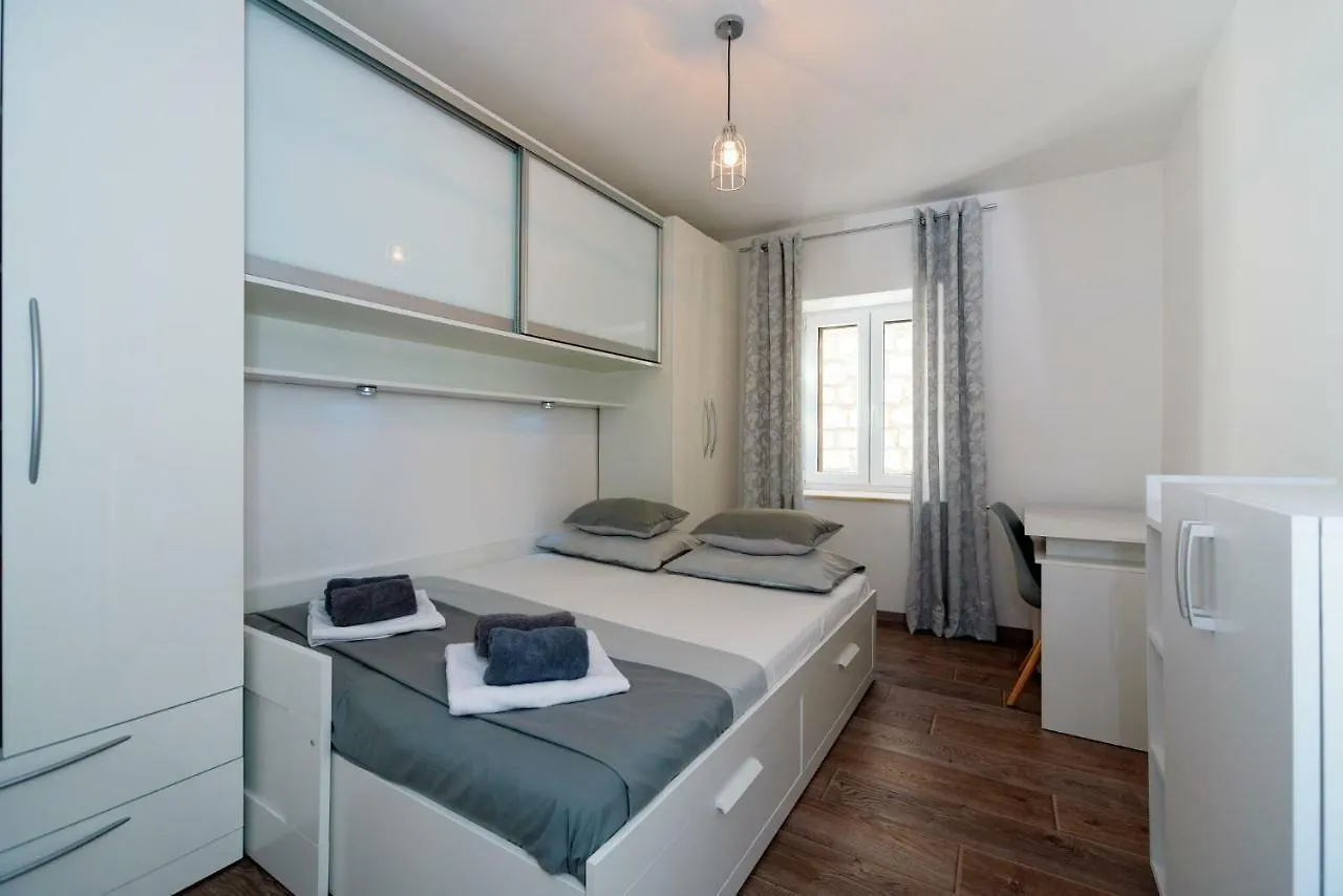 Apartments Magli Kastela
