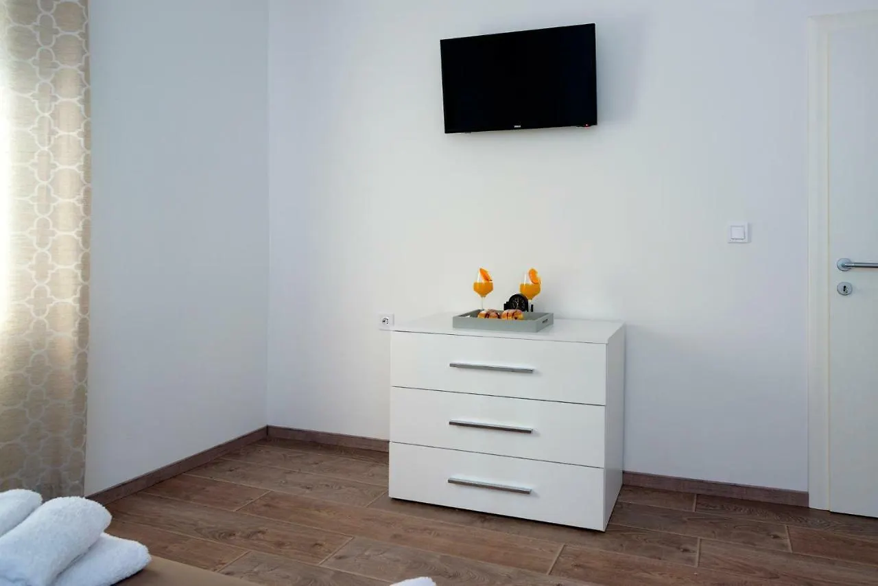 Apartments Magli Kastela Croatia