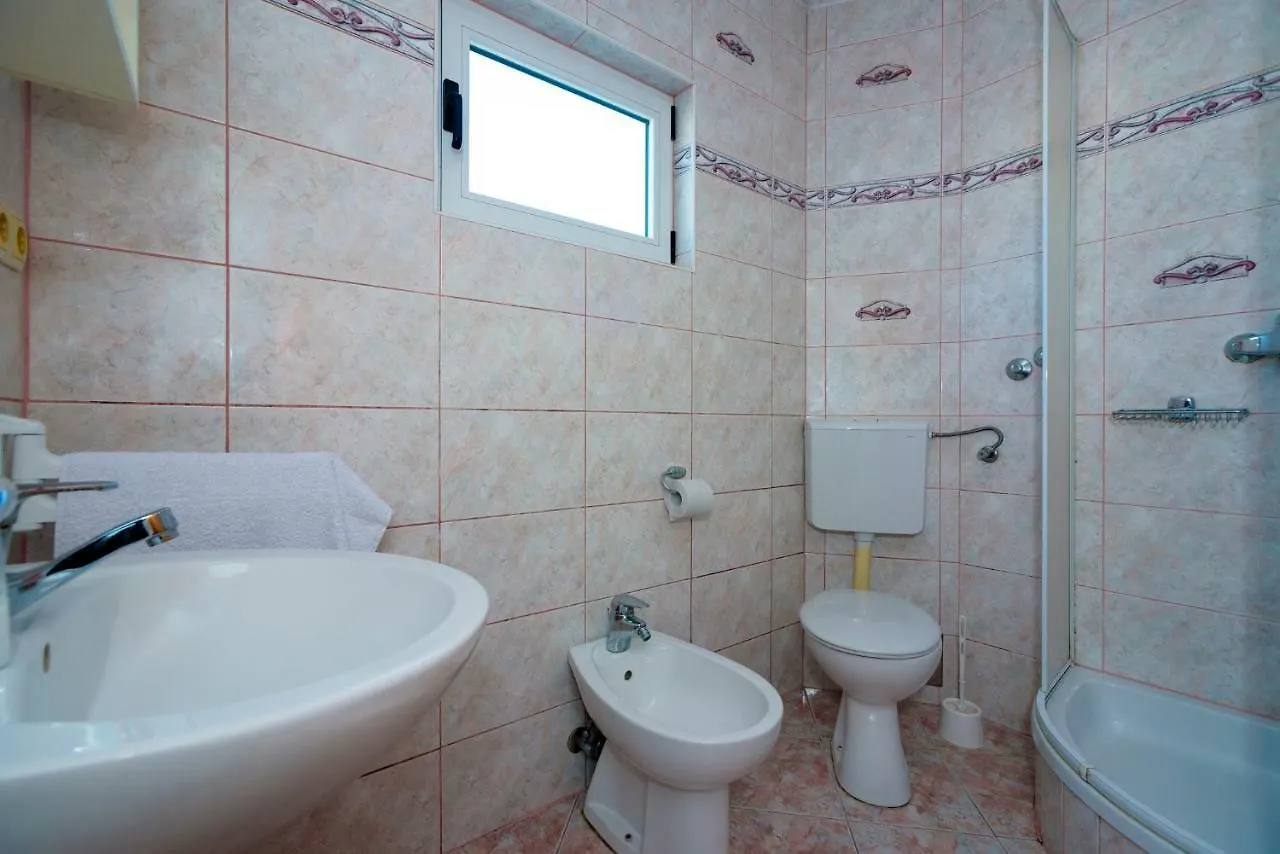 Apartments Magli Kastela Croatia